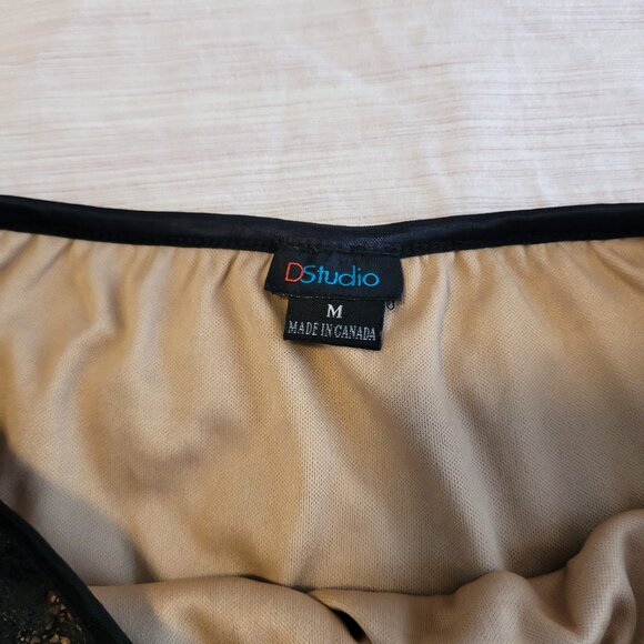 Floral Lace Bodycon Skirt, Pencil Party Skirt, Size M - Picture 2 of 5